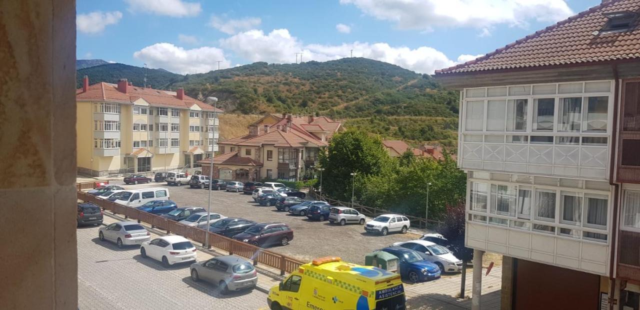 Mym Apartamento Riaño Exterior foto